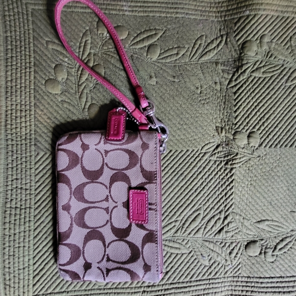 Coach Signature Mini Bag in Pink and Brown - Picture 3 of 4